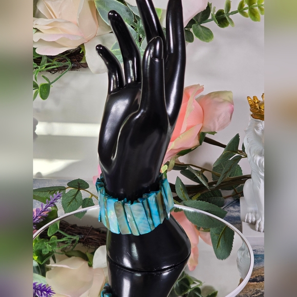 Vintage Abalone Shell Turquoise Stretch Bracelet Very Comfortable Beautiful! - Picture 6 of 6